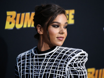 Hailee Steinfeld Poster 3729588