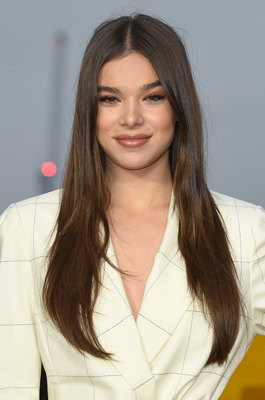 Hailee Steinfeld Poster 3729793
