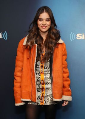Hailee Steinfeld Poster 3729815