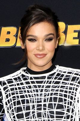 Hailee Steinfeld Poster 3729918