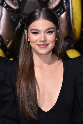 Hailee Steinfeld Poster 3729932