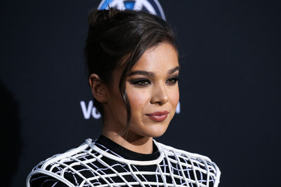 Hailee Steinfeld Poster 3729973