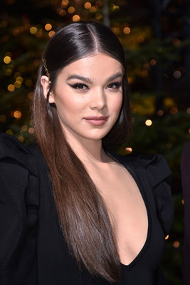 Hailee Steinfeld Poster 3730357