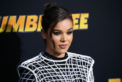 Hailee Steinfeld Poster 3730415