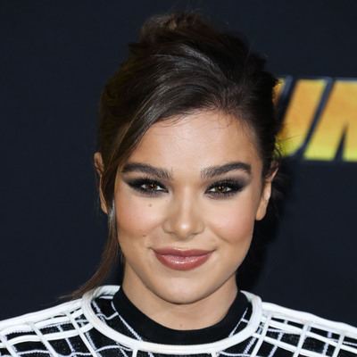 Hailee Steinfeld Poster 3730445