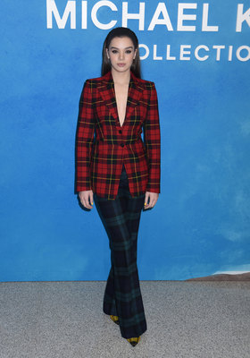 Hailee Steinfeld Poster 3763704
