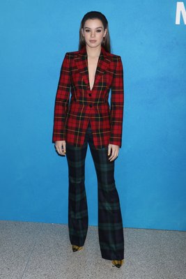 Hailee Steinfeld Poster 3763718