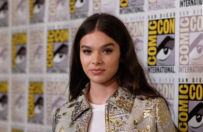 Hailee Steinfeld Poster 3763723