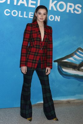 Hailee Steinfeld Poster 3763729