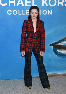 Hailee Steinfeld Poster 3763756
