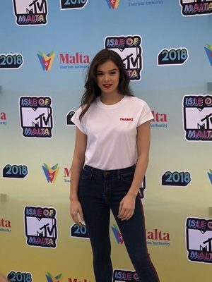 Hailee Steinfeld Poster 3785974