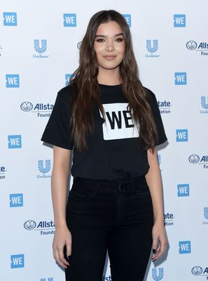 Hailee Steinfeld Poster 3833029