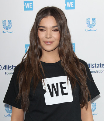 Hailee Steinfeld Poster 3833046