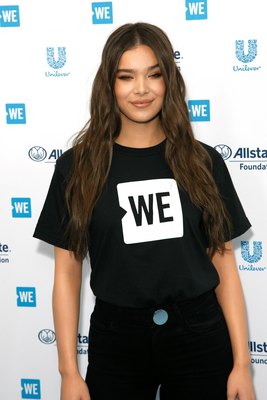 Hailee Steinfeld Poster 3833089