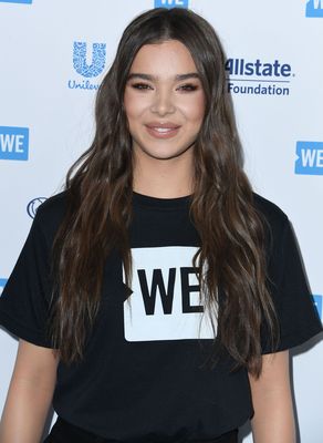Hailee Steinfeld Poster 3833094