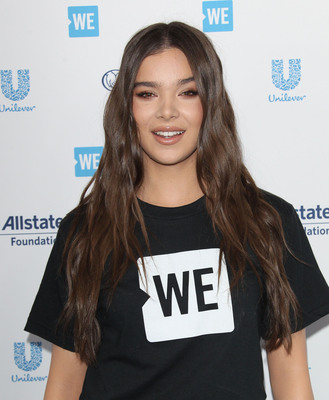 Hailee Steinfeld Poster 3833106