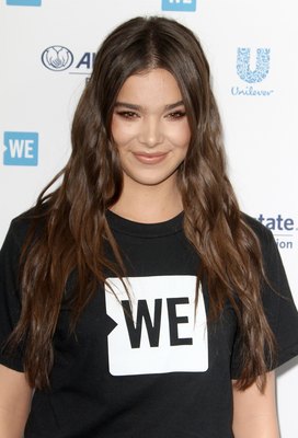 Hailee Steinfeld Poster 3833115