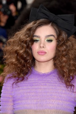 Hailee Steinfeld Poster 3850178