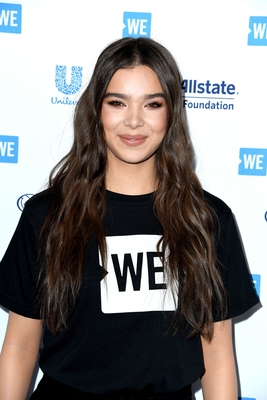 Hailee Steinfeld Poster 3850207