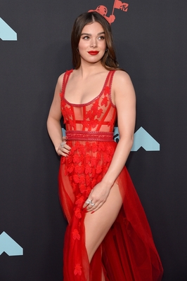 Hailee Steinfeld Poster 3850234