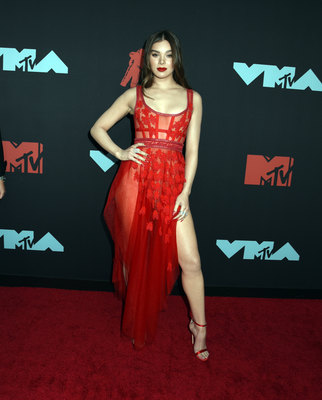 Hailee Steinfeld Poster 3888006