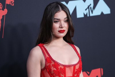 Hailee Steinfeld Poster 3888041