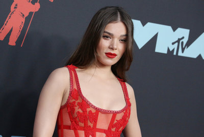 Hailee Steinfeld Poster 3888154
