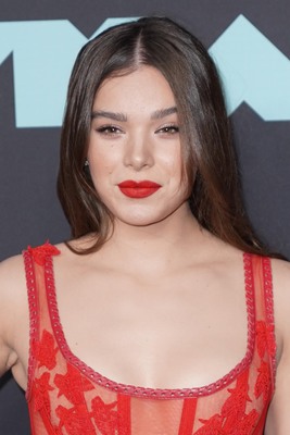 Hailee Steinfeld Poster 3888214