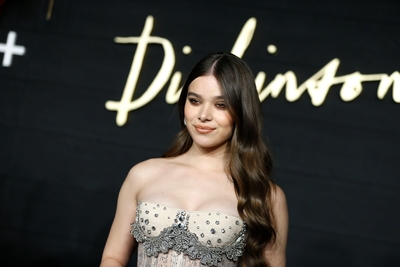 Hailee Steinfeld Poster 3911130
