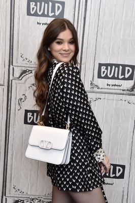 Hailee Steinfeld Poster 3911167