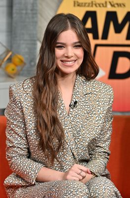 Hailee Steinfeld Poster 3911178