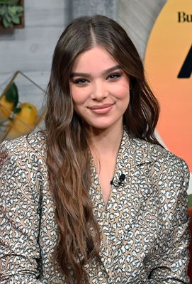 Hailee Steinfeld Poster 3911201
