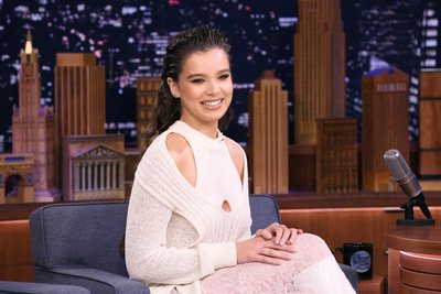 Hailee Steinfeld Poster 3911226