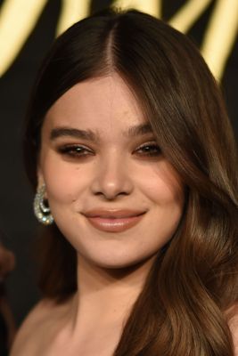 Hailee Steinfeld Poster 3911245