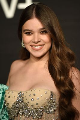 Hailee Steinfeld Poster 3911249