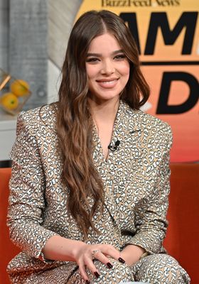 Hailee Steinfeld Poster 3911263