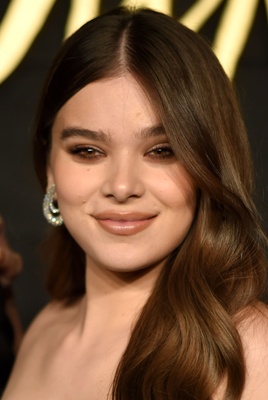 Hailee Steinfeld Poster 3911271