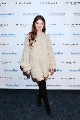 Hailee Steinfeld Poster 3934591