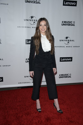 Hailee Steinfeld Poster 3934592