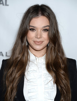 Hailee Steinfeld Poster 3934684
