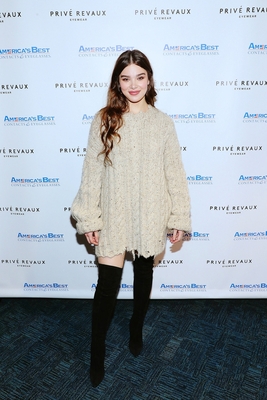 Hailee Steinfeld Poster 3934718