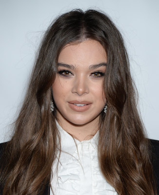Hailee Steinfeld Poster 3934725