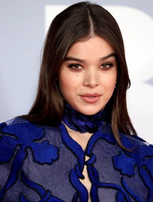 Hailee Steinfeld Poster 3950927