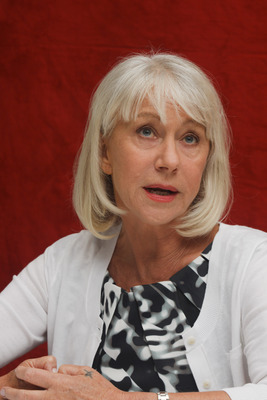 Helen Mirren Poster 2440910