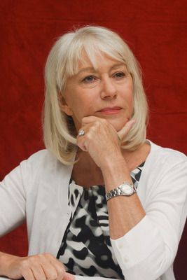 Helen Mirren Poster 2440912