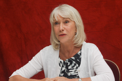 Helen Mirren Poster 2440914