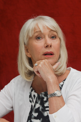 Helen Mirren Poster 2440931