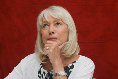 Helen Mirren Poster 2440943