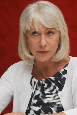 Helen Mirren Poster 2440946