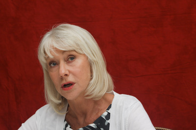 Helen Mirren Poster 2440949